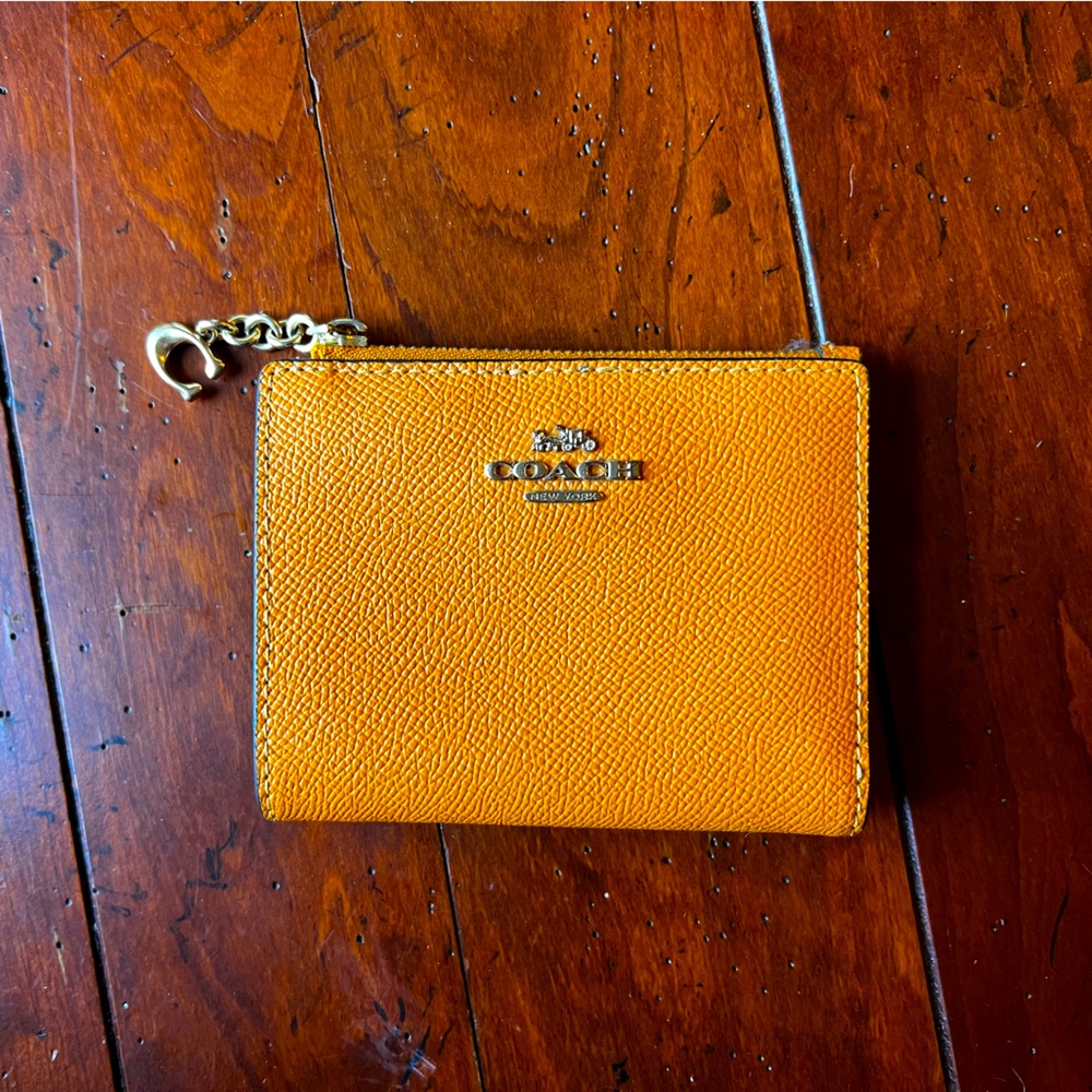 EUC Coach Snap Wallet
